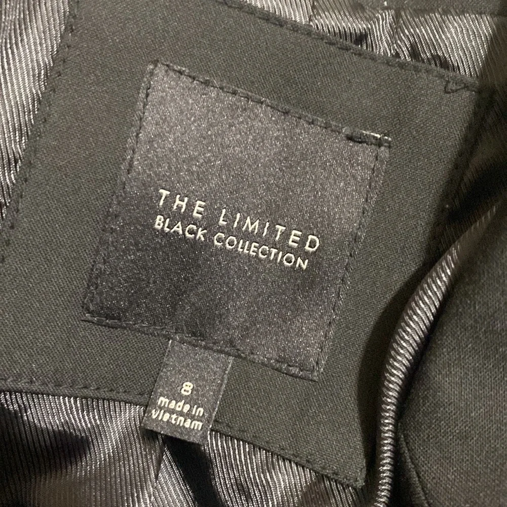 The Limited Collection Black Two Button Jacket Size 8‎